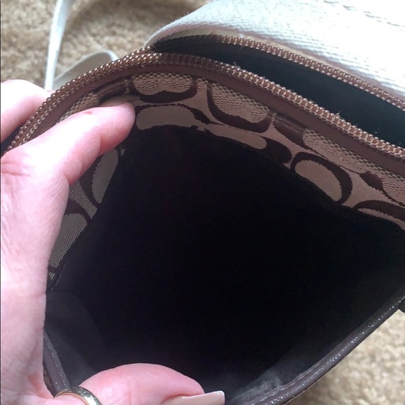 Brown /tan coach purse - Picture 2 of 4
